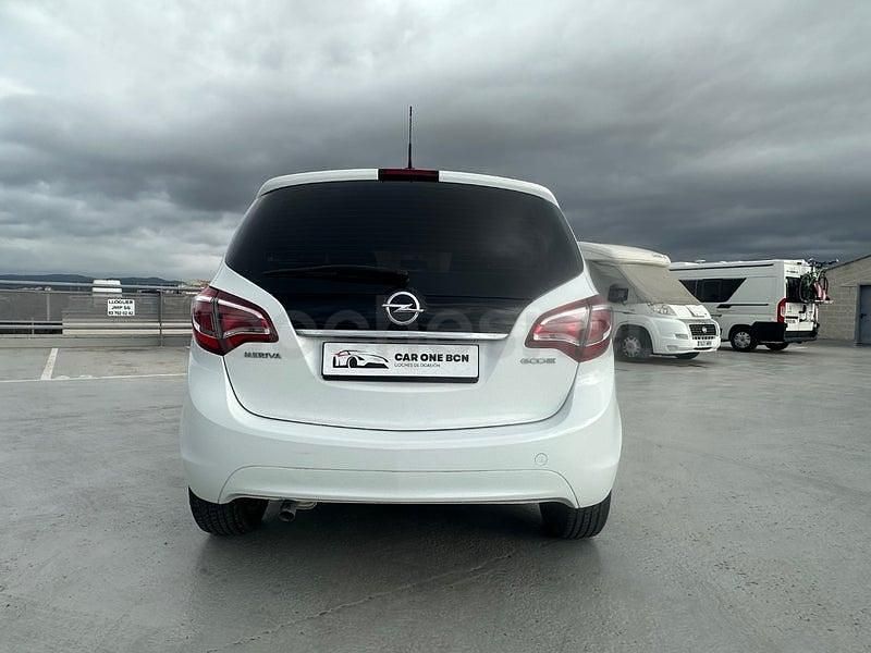 Usado Opel Meriva Selective 110 CV (80 kW) 2016 Blanco Monovolumen