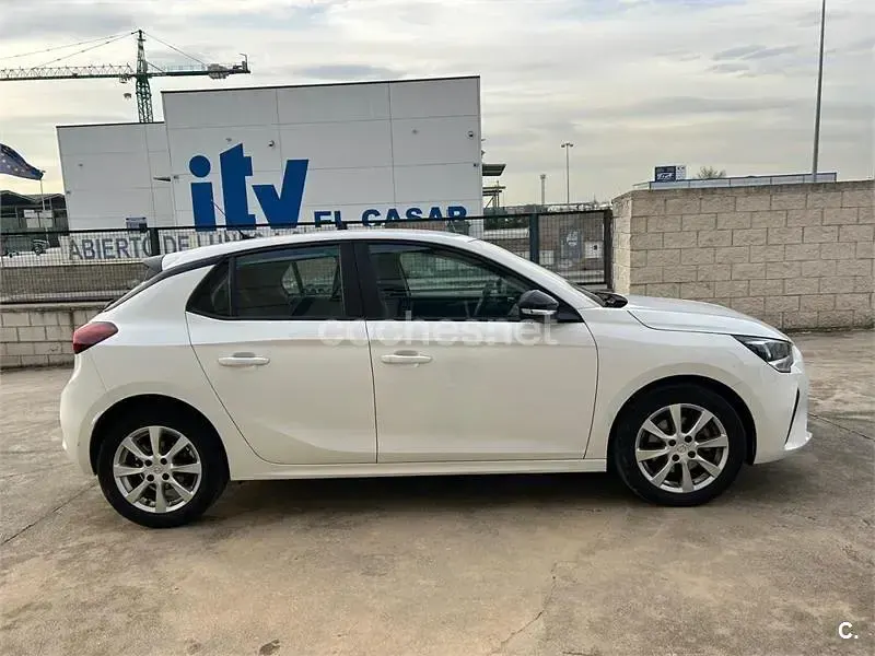 Usado Opel Corsa Edition 102 CV (75 kW) 2021 Blanco Utilitario