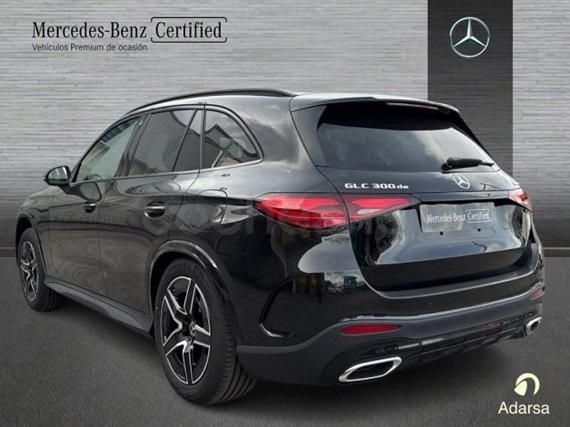 Usado Mercedes GLC300de AMG line 333 CV (244 kW) 2025 Negro SUV