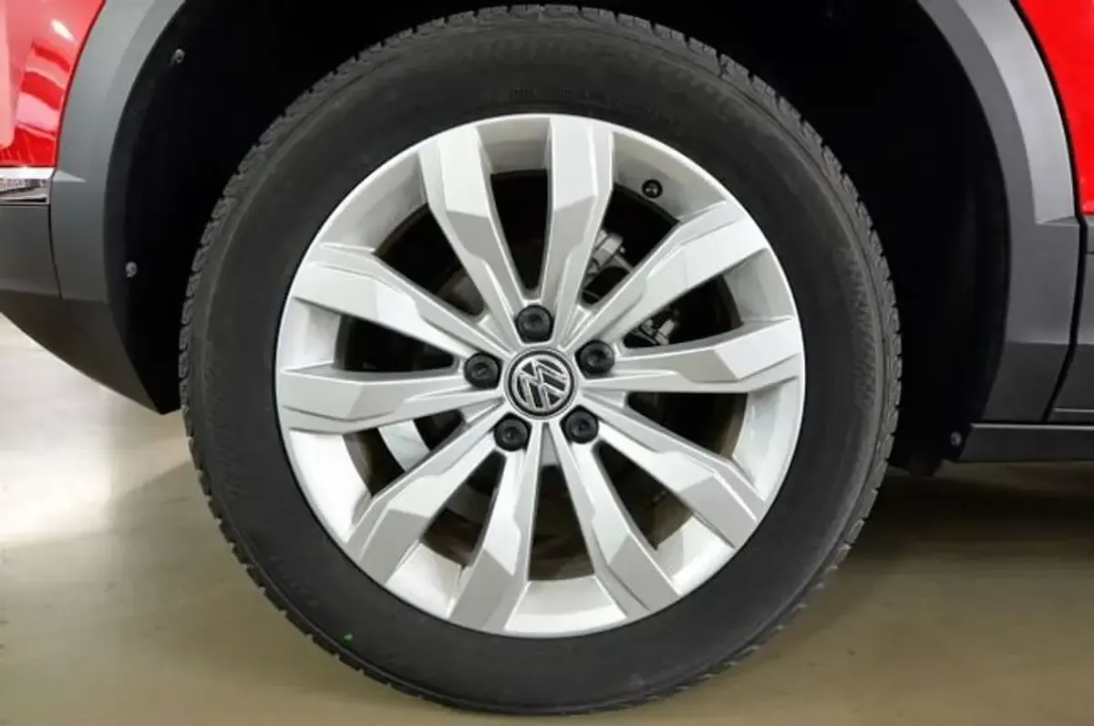 Usado VW T-Roc Design 150 CV (110 kW) 2020 Negro SUV