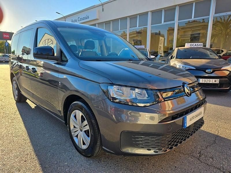 Usado VW Caddy Maxi 122 CV (89 kW) 2023 Gris / plata Monovolumen