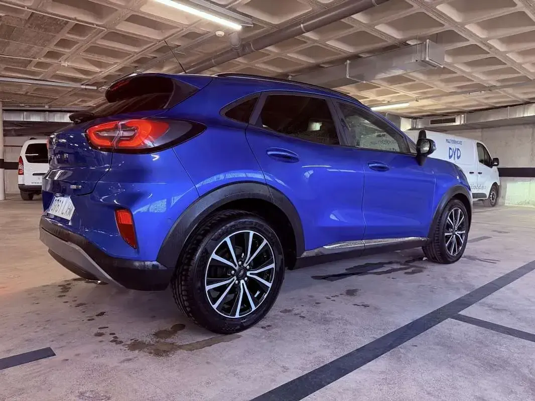Usado Ford Puma Titanium 125 CV (91 kW) 2022 Azul SUV