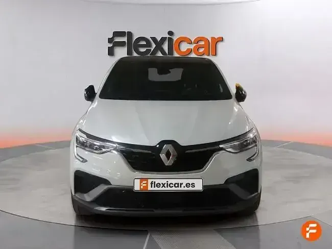 Usado Renault Arkana 145 CV (106 kW) 2022 Blanco SUV