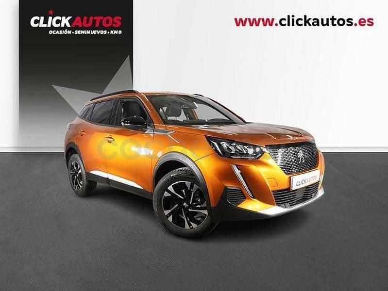 Usado Peugeot 2008 Allure 100 CV (73 kW) 2023 Naranja SUV