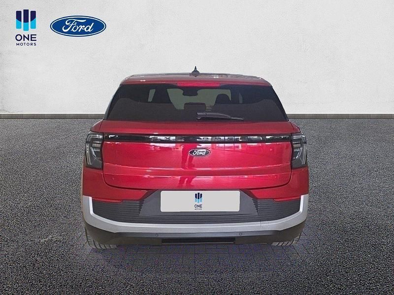 Usado Ford Explorer Premium 210 kW (286 CV) 2025 Rojo SUV