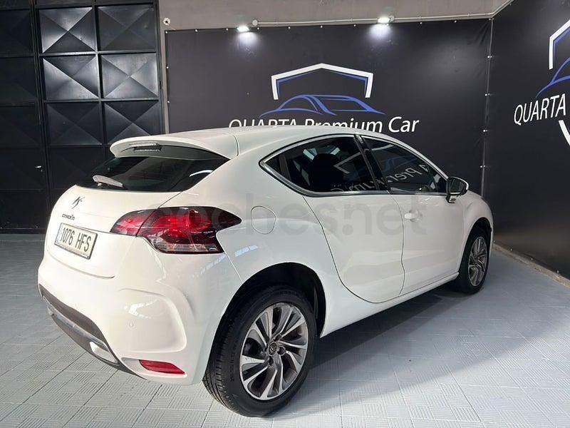 Usado Citroën DS4 Style 120 CV (88 kW) 2011 Blanco Utilitario