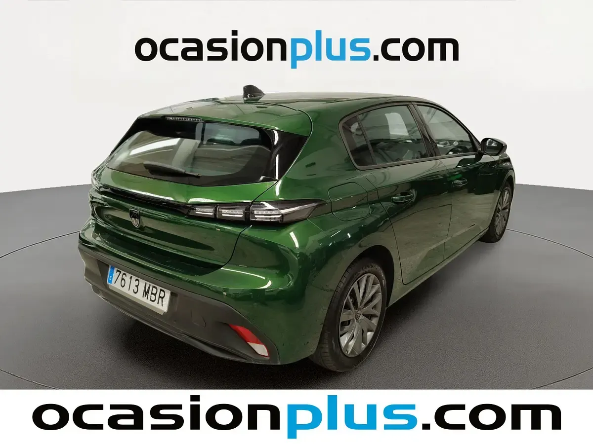 Usado Peugeot 308 Active 110 CV (80 kW) 2022 Verde Utilitario