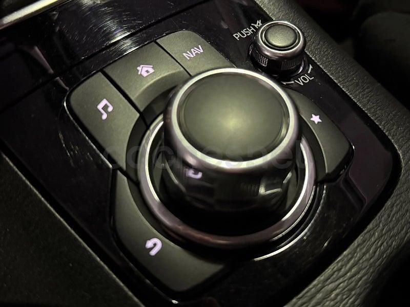 Usado Mazda 3 Style 120 CV (88 kW) 2014 Rojo Berlina