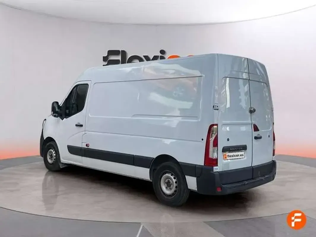 Usado Renault Master 136 CV (100 kW) 2020 Blanco Monovolumen