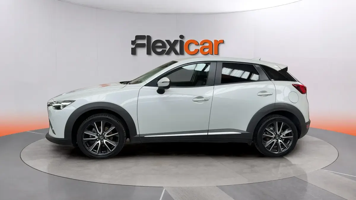 Usado Mazda CX-3 Luxury 120 CV (88 kW) 2018 Blanco SUV