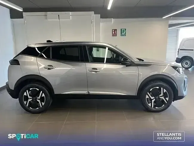 Nuevo Peugeot 2008 Allure 145 CV (106 kW) 2026 Gris SUV