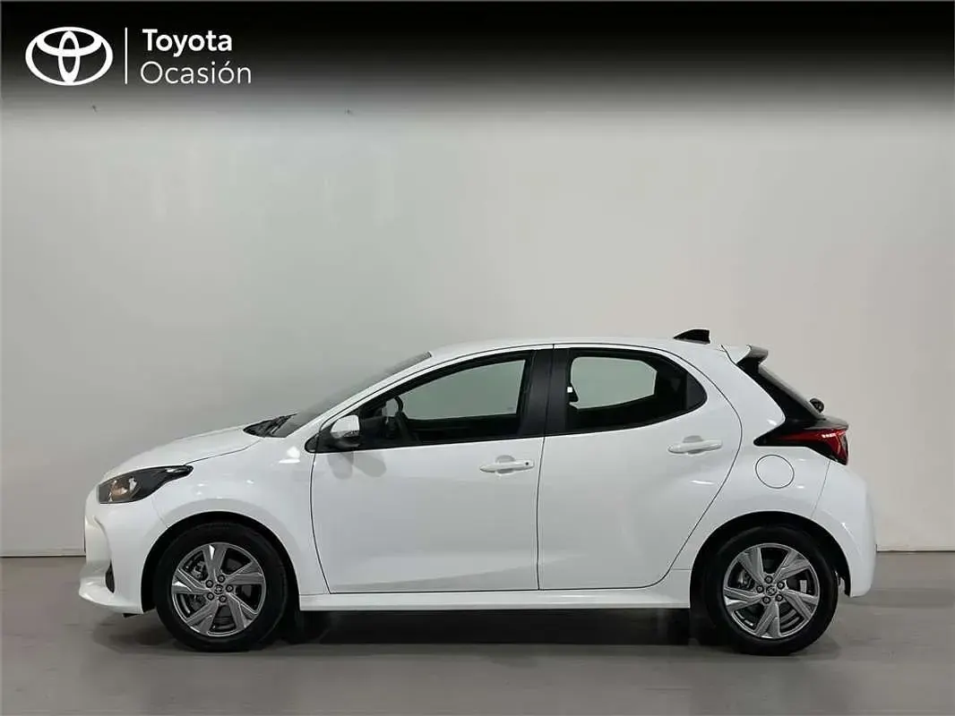 Usado Toyota Yaris Hybrid Active 116 CV (85 kW) 2025 Monovolumen