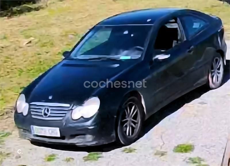 Negro Usado 2003 Mercedes C180 Berlina | 2400 € (Precio justo) - Imagen 1/3