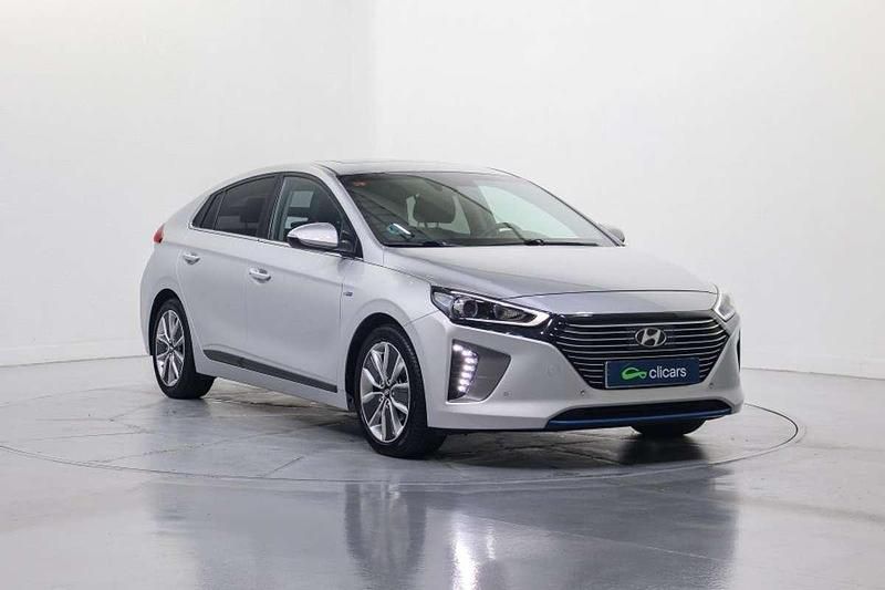 Usado Hyundai Ioniq 105 CV (77 kW) 2019 Gris Utilitario