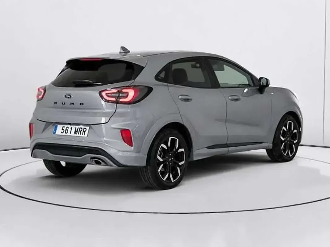 Usado Ford Puma ST-Line X 155 CV (114 kW) 2024 Gris SUV