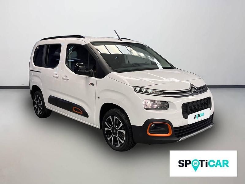 Usado Citroën Berlingo Shine 130 CV (95 kW) 2023 Blanco Monovolumen