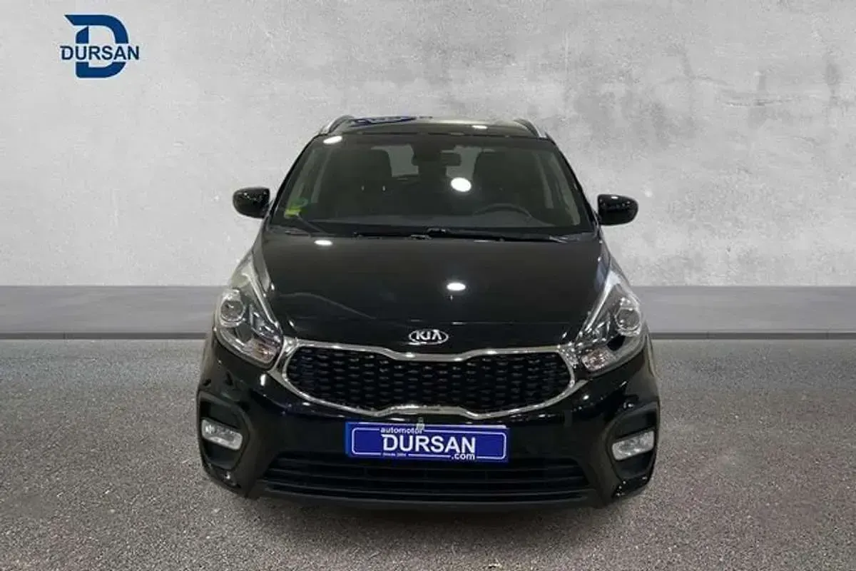 Usado Kia Carens 136 CV (100 kW) 2018 Negro Monovolumen