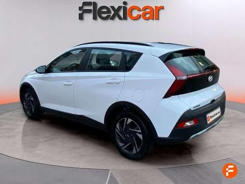 Usado Hyundai Bayon 84 CV (61 kW) 2023 Blanco SUV