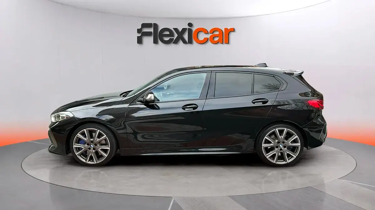 Usado BMW M135 306 CV (225 kW) 2020 Negro Utilitario