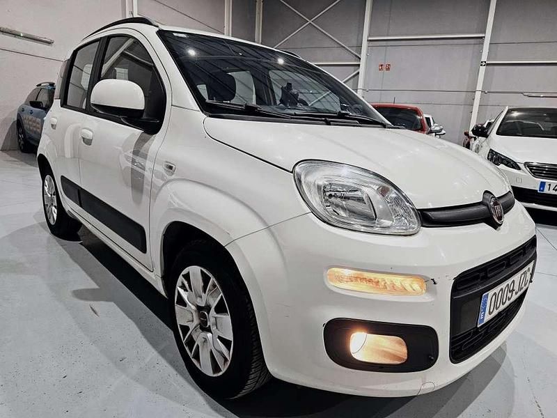 Usado Fiat Panda Lounge 69 CV (50 kW) 2017 Blanco Utilitario