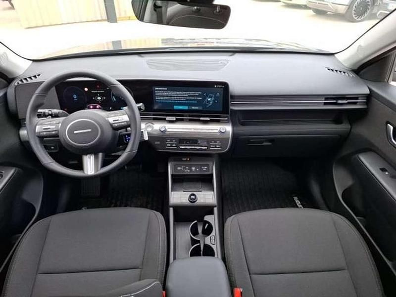 Usado Hyundai Kona 111 kW (151 CV) 2025 Gris SUV