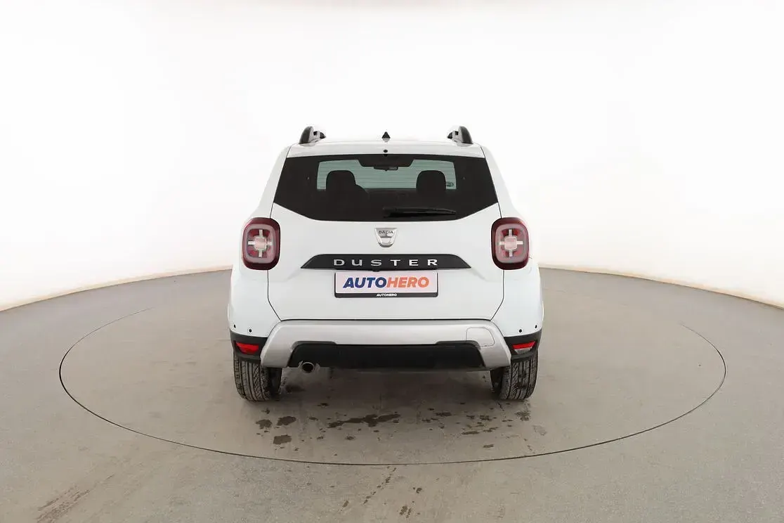 Usado Dacia Duster Prestige 116 CV (85 kW) 2020 Blanco SUV