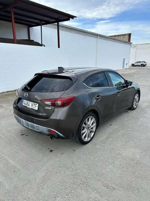 Usado Mazda 3 Luxury 120 CV (88 kW) 2013 Gris Utilitario