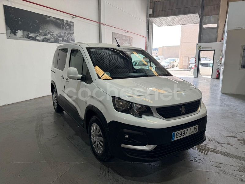 Blanco Usado 2020 Peugeot Rifter Active Monovolumen | 13.500 € (Buen precio) - Imagen 1/4