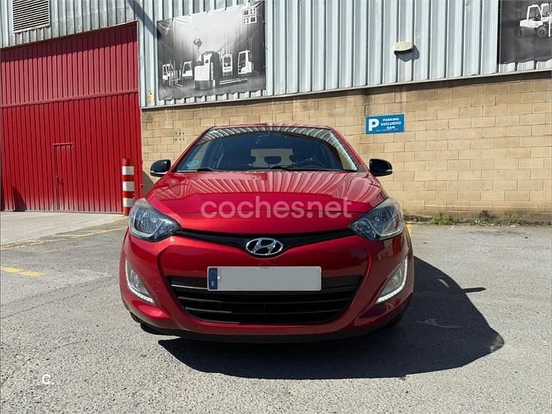 Brugt Hyundai i20 GO! 85 HK (62 kW) 2014 Rød Hatchback