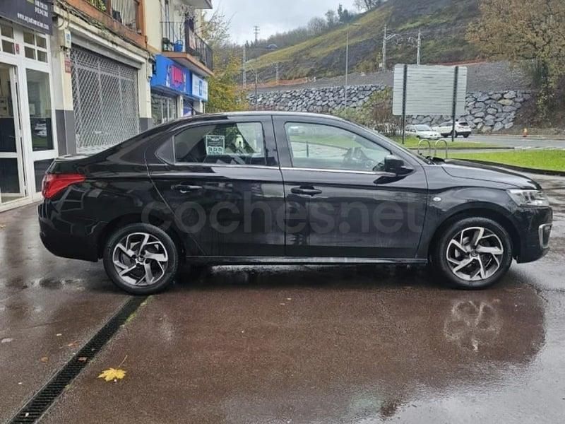Usado Citroën C-Elysee I PureTech 82 CV (60 kW) 2018 Negro Berlina