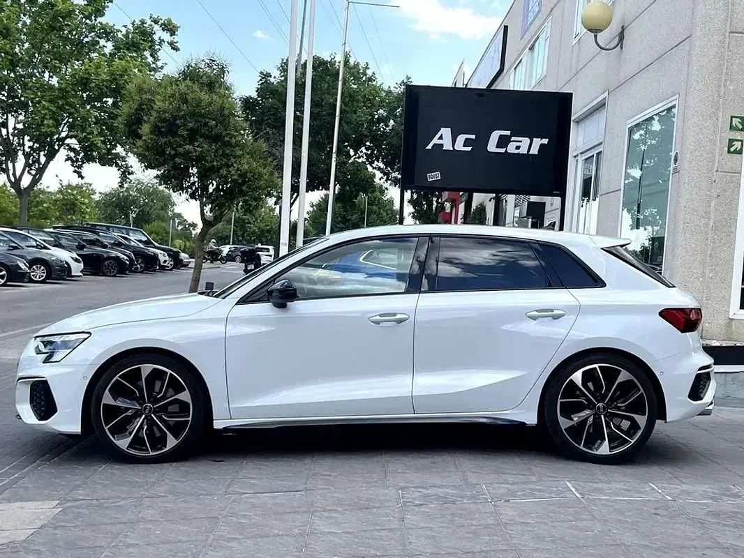 Usado Audi S3 Sportback Sport 310 CV (228 kW) 2024 Blanco Utilitario