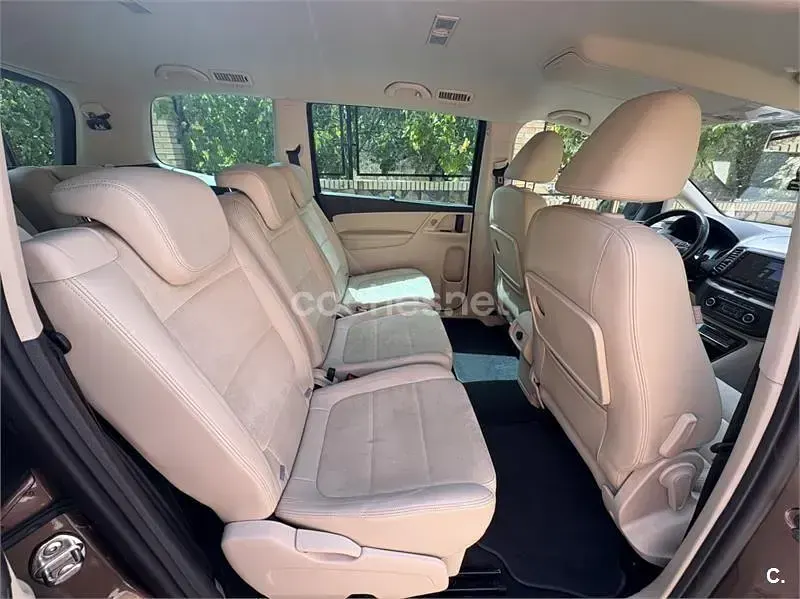 Usado VW Sharan Edition 140 CV (102 kW) 2012 Marrón Monovolumen