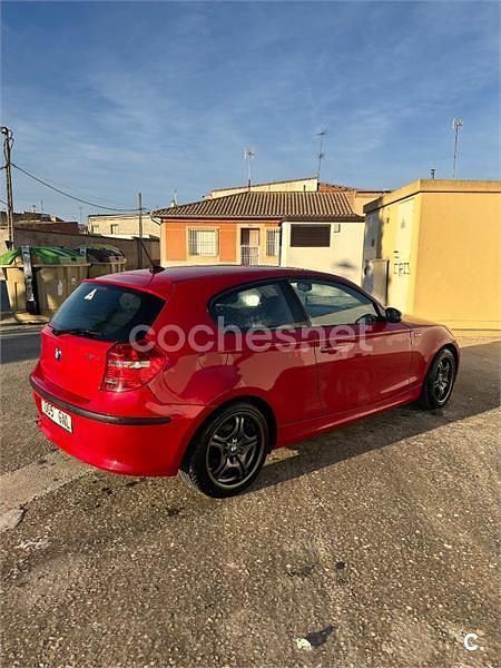 Usado BMW 116 115 CV (84 kW) 2009 Rojo Utilitario