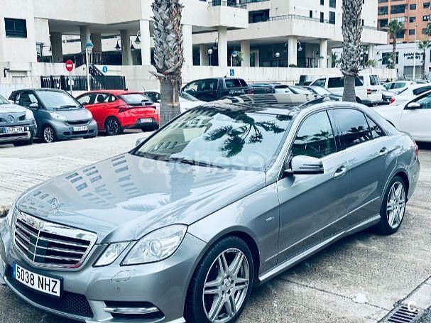 Usado Mercedes E350 Avantgarde 231 CV (169 kW) 2011 Azul Berlina