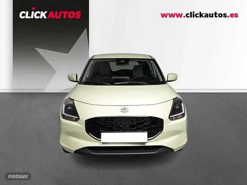 Usado Suzuki Swift 83 CV (61 kW) 2025 Amarillo Berlina