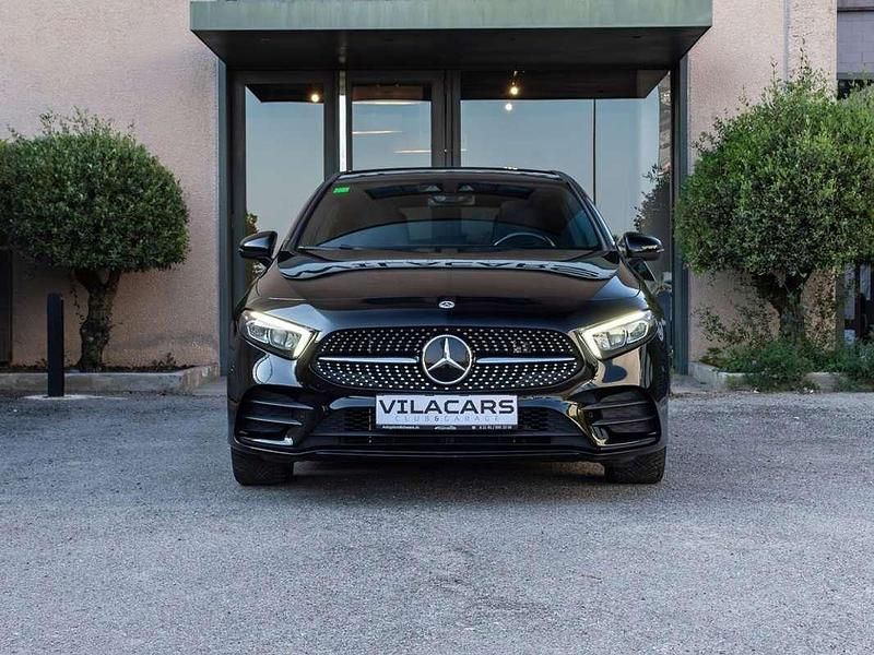 Usado Mercedes A250 218 CV (160 kW) 2021 Negro Utilitario