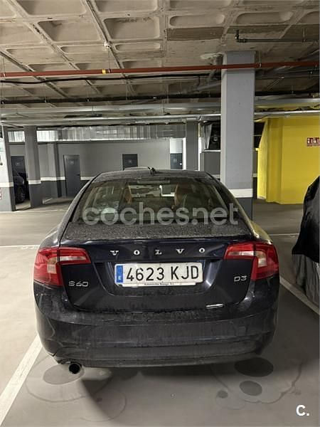 Azul Usado 2018 Volvo S60 Momentum Berlina | 13.400 € (Precio justo) - Imagen 1/4