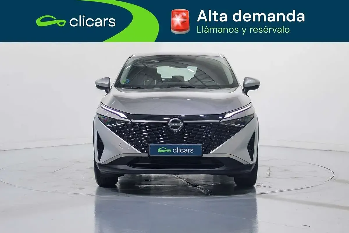 Usado Nissan Qashqai Acenta 140 CV (102 kW) 2025 Plateado SUV