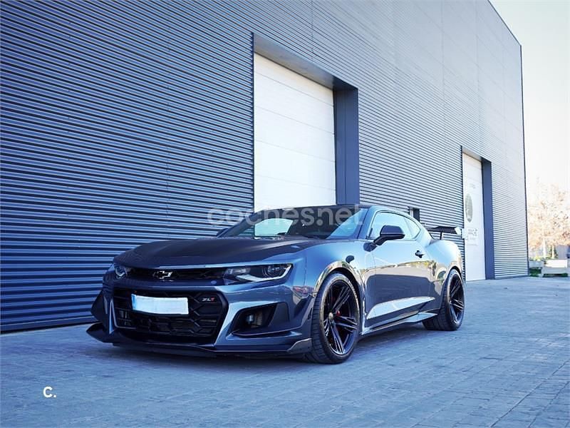 Usado Chevrolet Camaro 432 CV (317 kW) 2015 Gris / plata Coupe