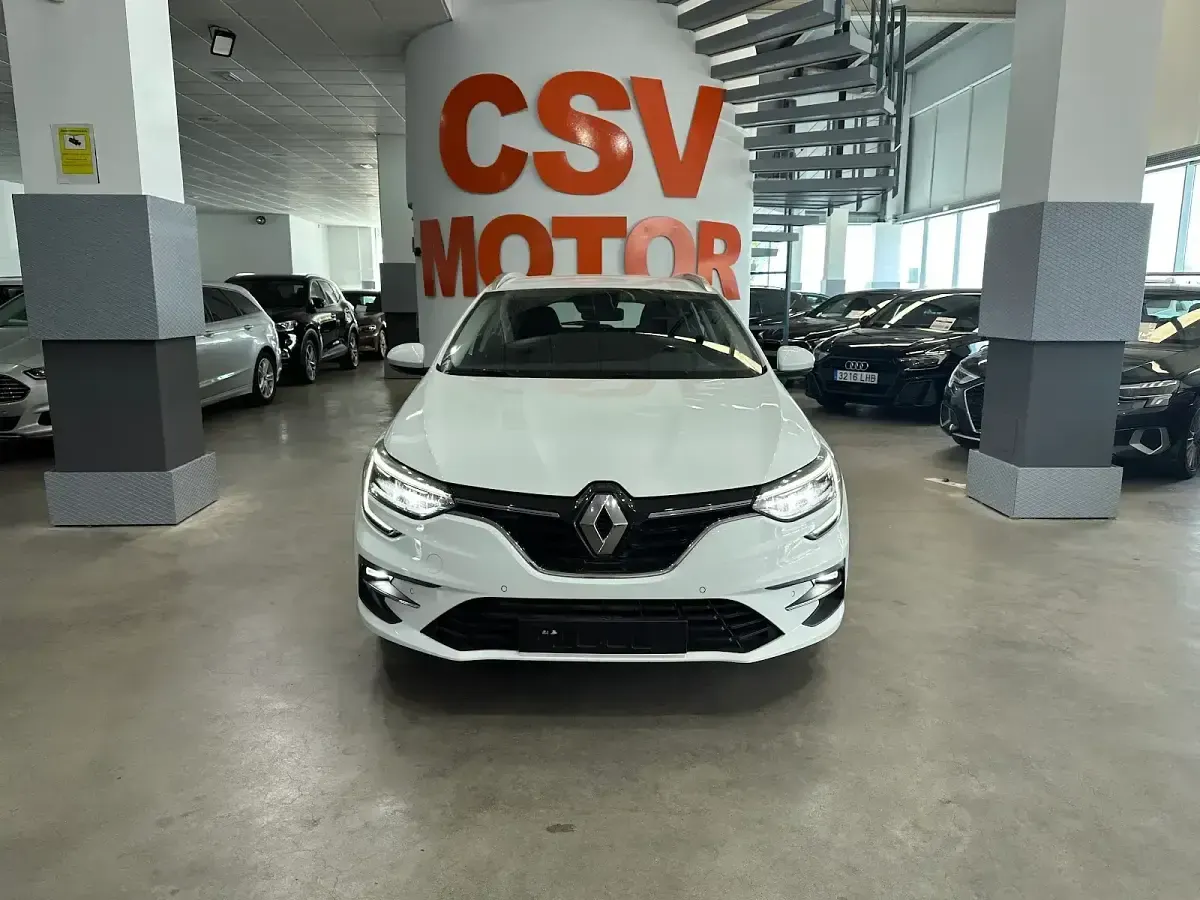 Usado Renault Mégane IV Intens 160 CV (117 kW) 2021 Blanco