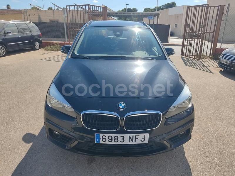 Negro Usado 2016 BMW 218 Familiar | 18.500 € (Un poco caro) - Imagen 1/4