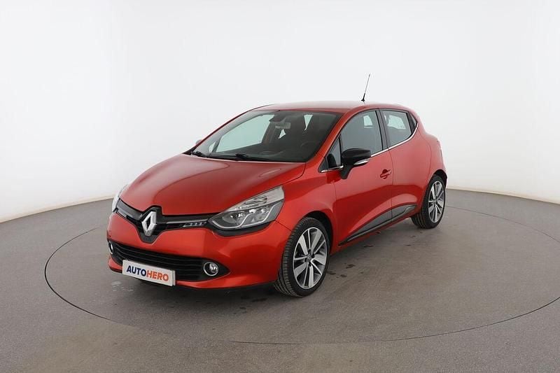 Rojo Usado 2015 Renault Clio IV Utilitario | 8599 € (Buen precio) - Imagen 1/3