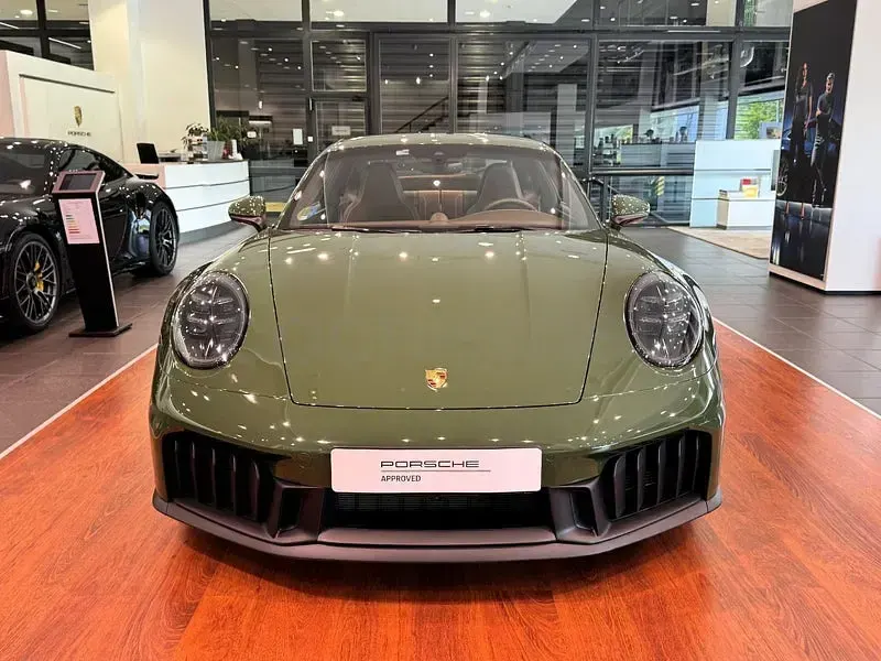 Usado Porsche 911 Carrera GTS 541 CV (397 kW) 2025 Verde Coupe
