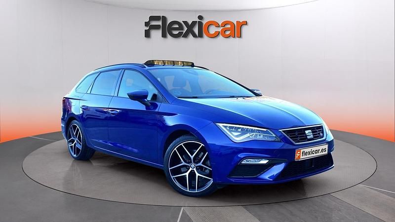Usado Seat Leon FR 150 CV (110 kW) 2019 Azul Berlina