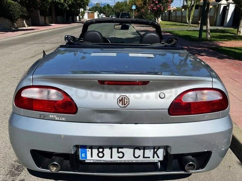 Usado MG TF 116 CV (85 kW) 2003 Plateado Descapotable