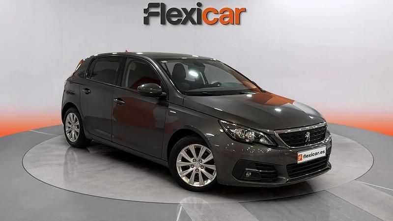 Usado Peugeot 308 Style 131 CV (96 kW) 2020 Blanco Berlina