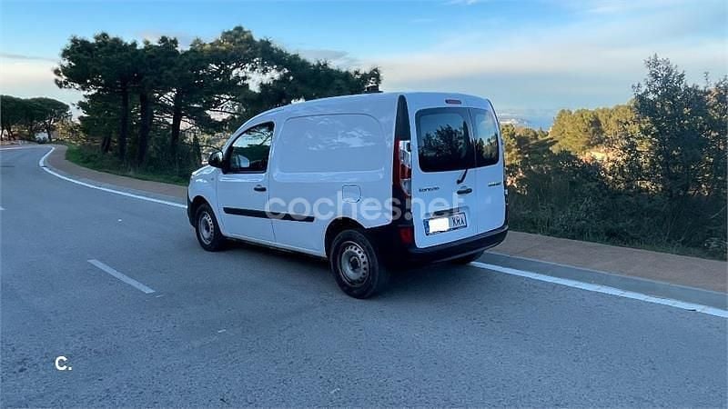 Usado Renault Kangoo 75 CV (55 kW) 2016 Blanco Monovolumen