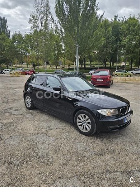 Używany BMW 118 143 KM (105 kW) 2010 Czarny Hatchback