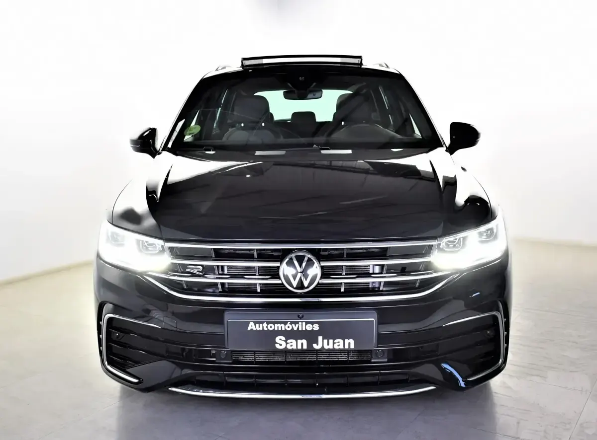 Usado VW Tiguan R-line 200 CV (147 kW) 2021 Negro SUV