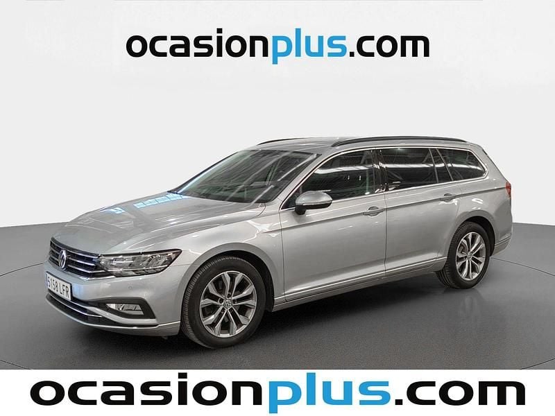 Usado VW Passat Executive 150 CV (110 kW) 2020 Gris plata Familiar